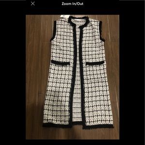 Zara new long knit vest.didn’t fit me too big!